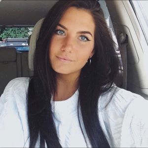 Meet your Posher, Kristina